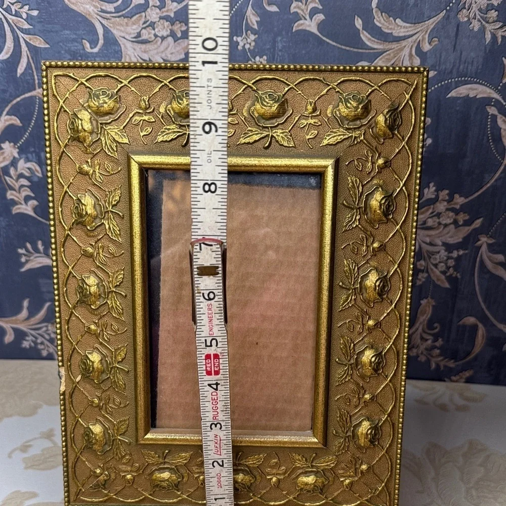 Vintage Estate Gold Ornate Floral Picture Wall Hanging Frame